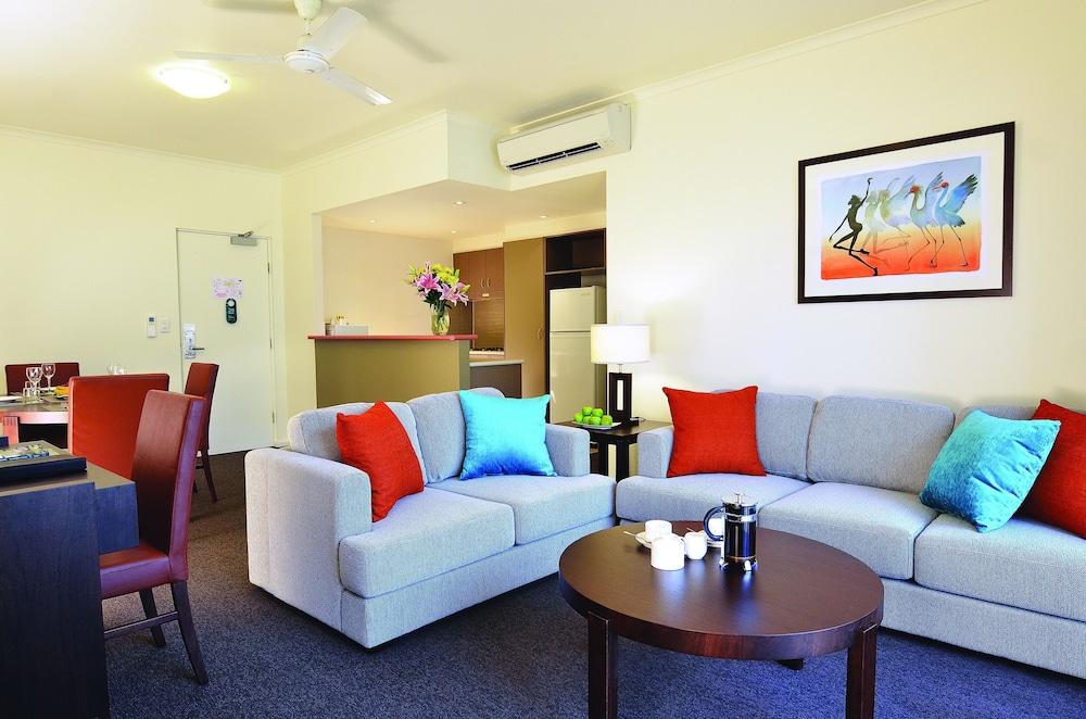 เมโทร แอดวานซ์ อพาร์ตเมนต์ แอนด์ โฮเทล ดาร์วิน Aparthotel ภายนอก รูปภาพ