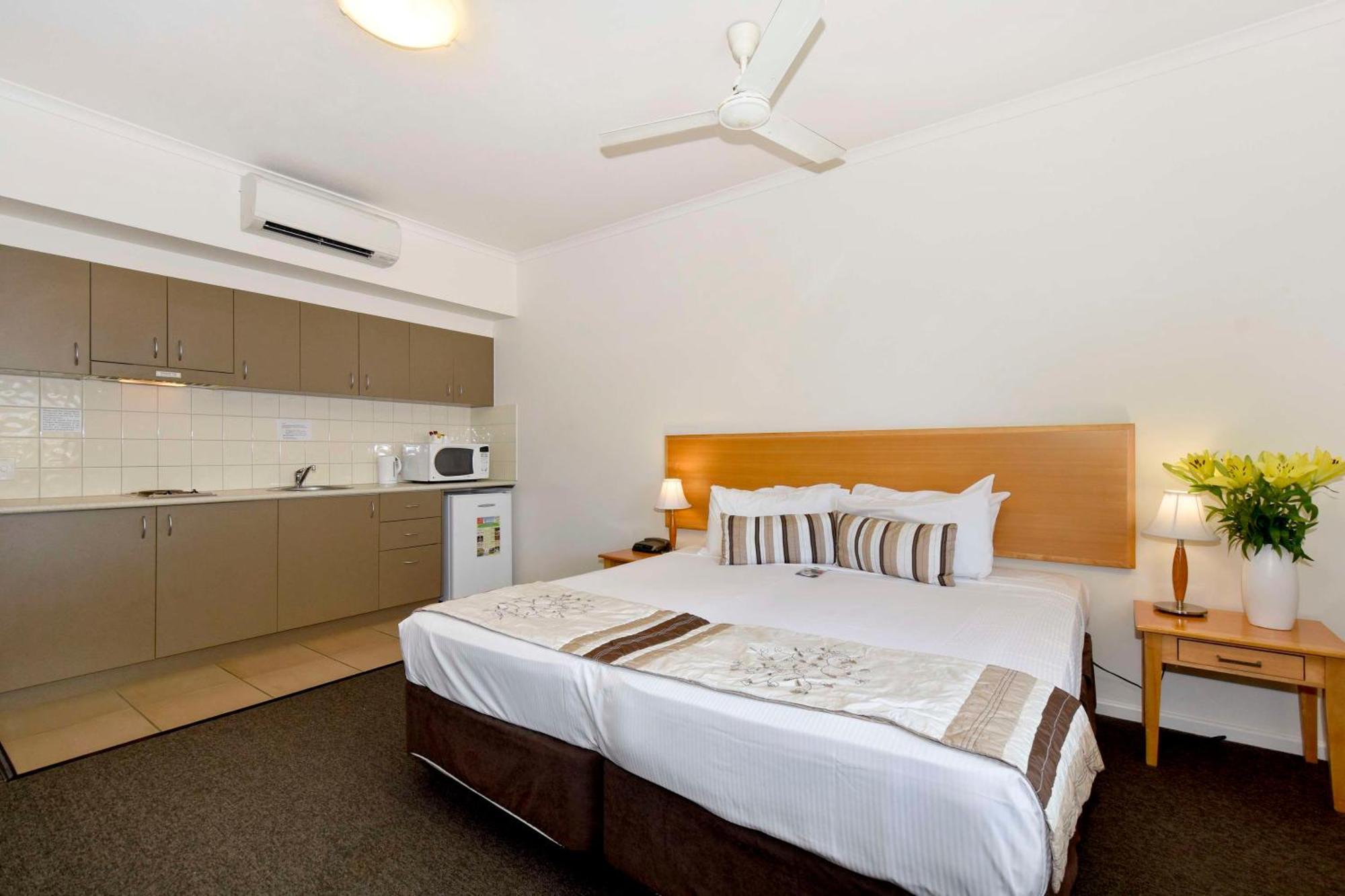 เมโทร แอดวานซ์ อพาร์ตเมนต์ แอนด์ โฮเทล ดาร์วิน Aparthotel ภายนอก รูปภาพ
