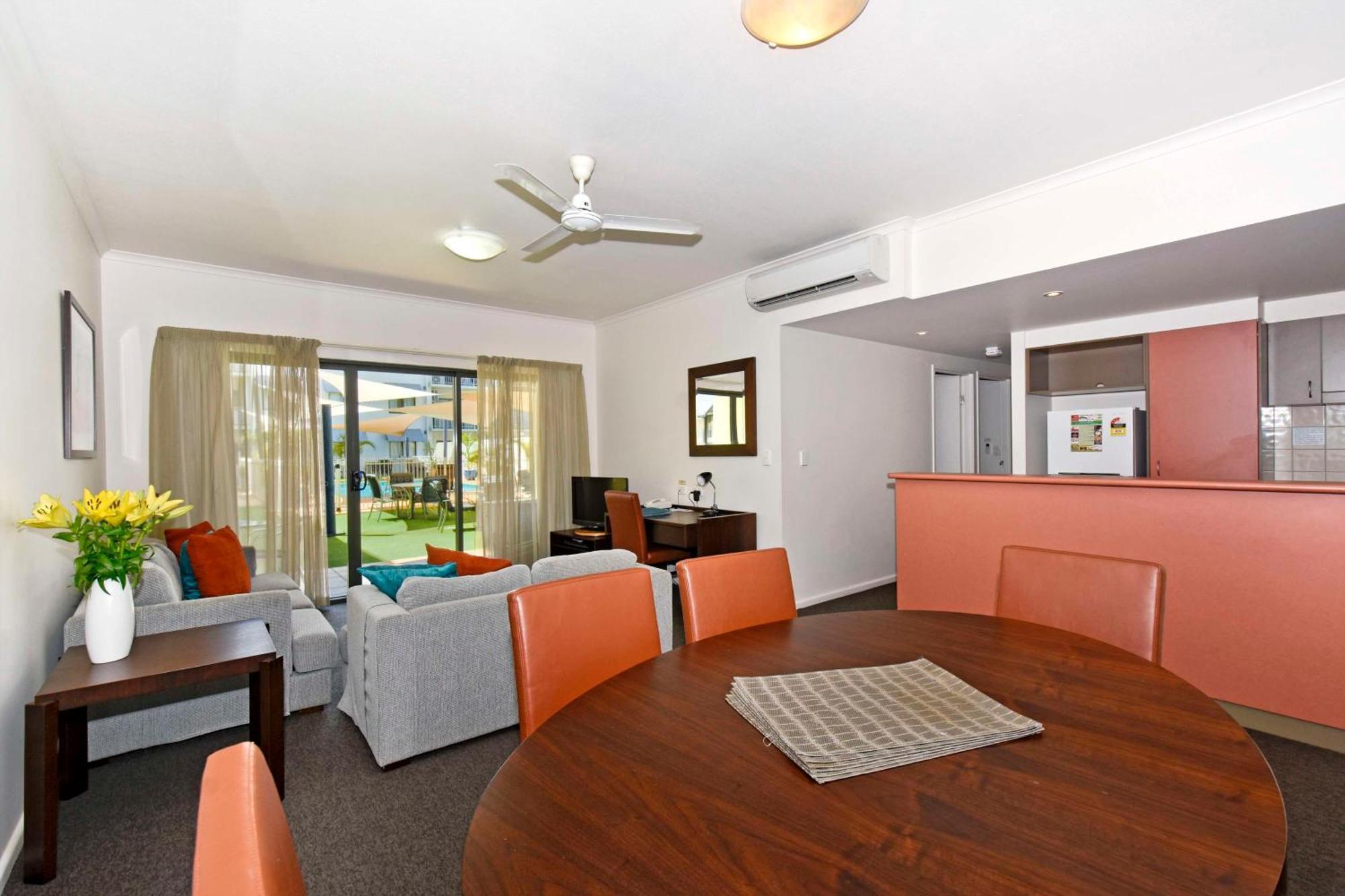 เมโทร แอดวานซ์ อพาร์ตเมนต์ แอนด์ โฮเทล ดาร์วิน Aparthotel ภายนอก รูปภาพ