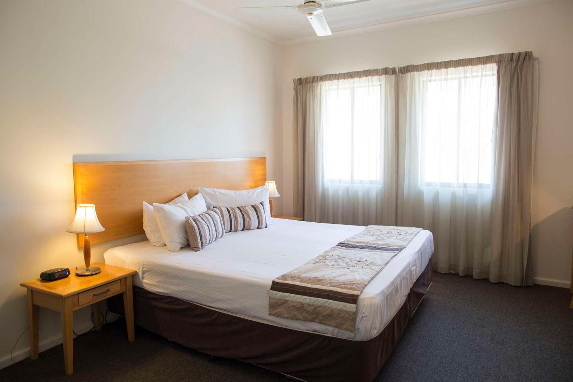 เมโทร แอดวานซ์ อพาร์ตเมนต์ แอนด์ โฮเทล ดาร์วิน Aparthotel ภายนอก รูปภาพ