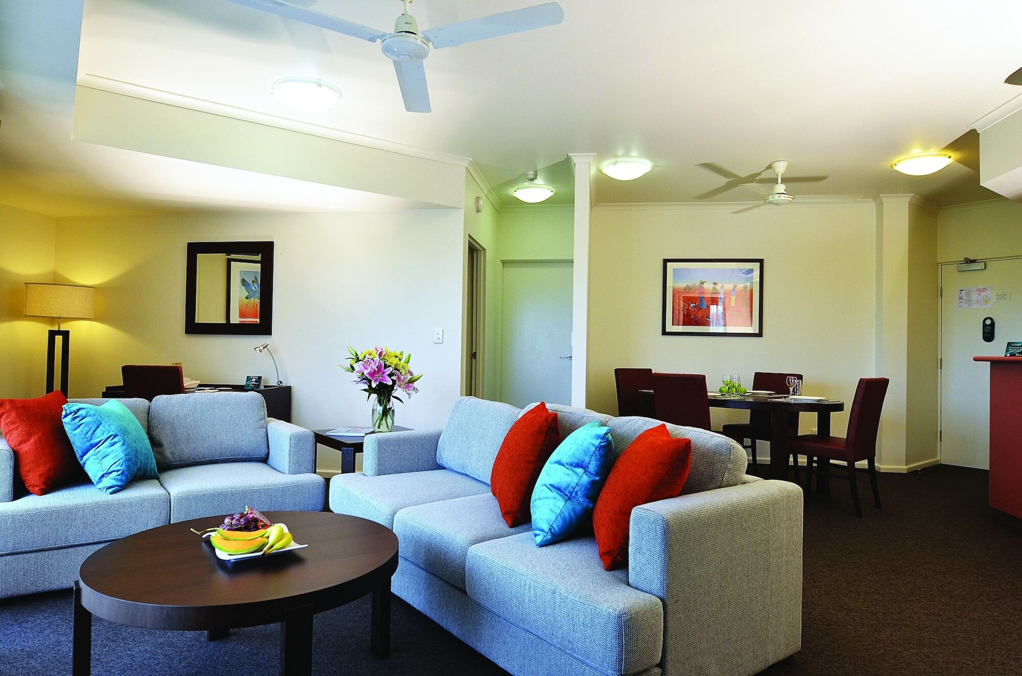เมโทร แอดวานซ์ อพาร์ตเมนต์ แอนด์ โฮเทล ดาร์วิน Aparthotel ภายนอก รูปภาพ